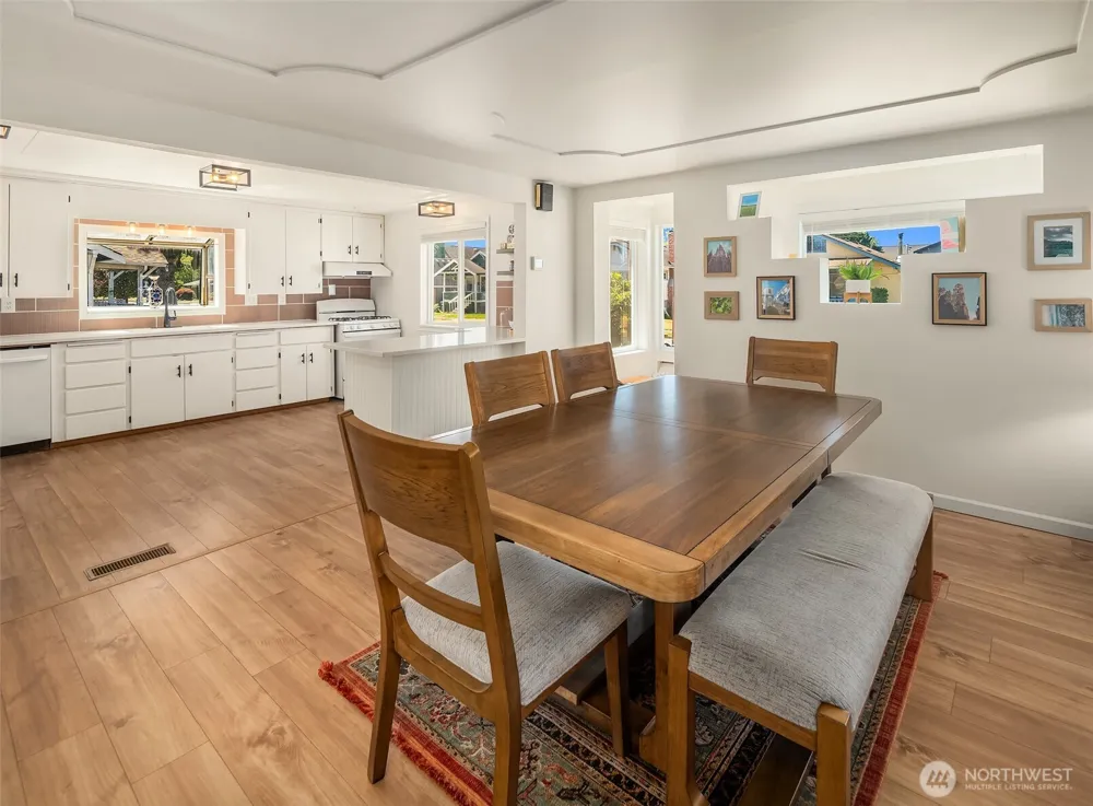 1747 Harding Street Enumclaw, WA 98022