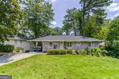 1892 Fairway CIR NE