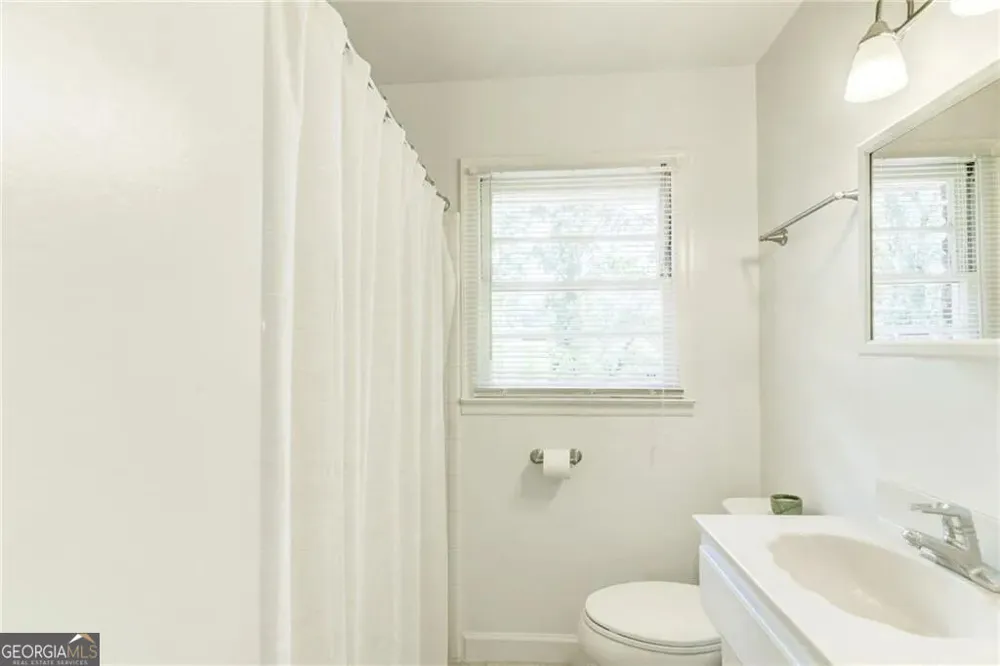 1892 Fairway CIR NE Brookhaven, GA 30319
