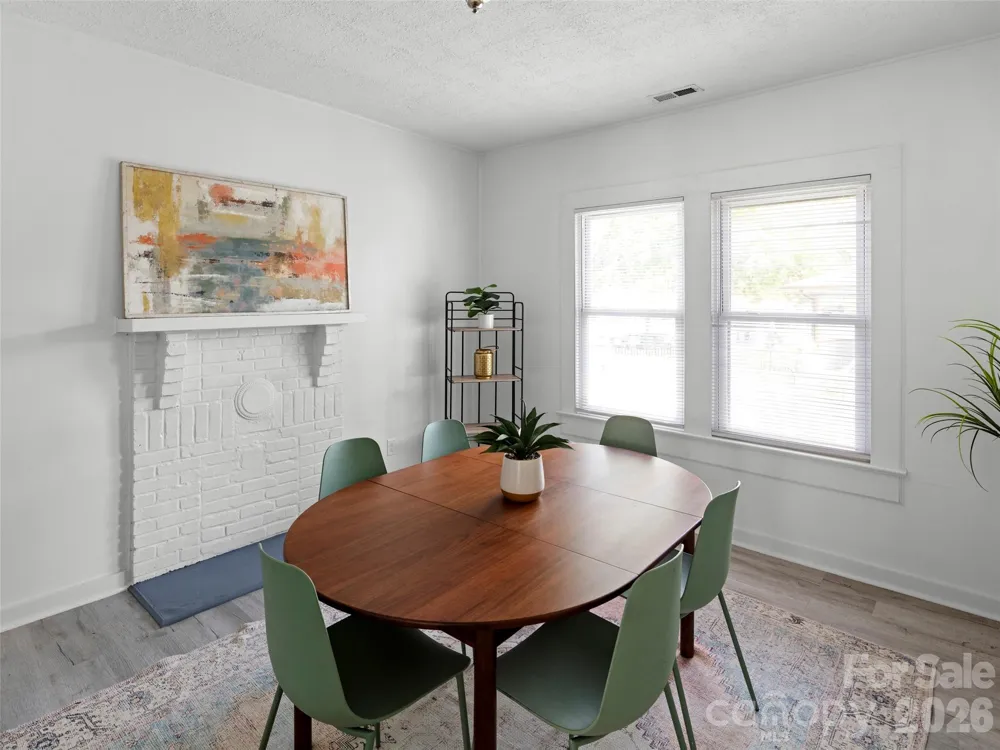 122 Edwards Avenue Swannanoa, NC 28778