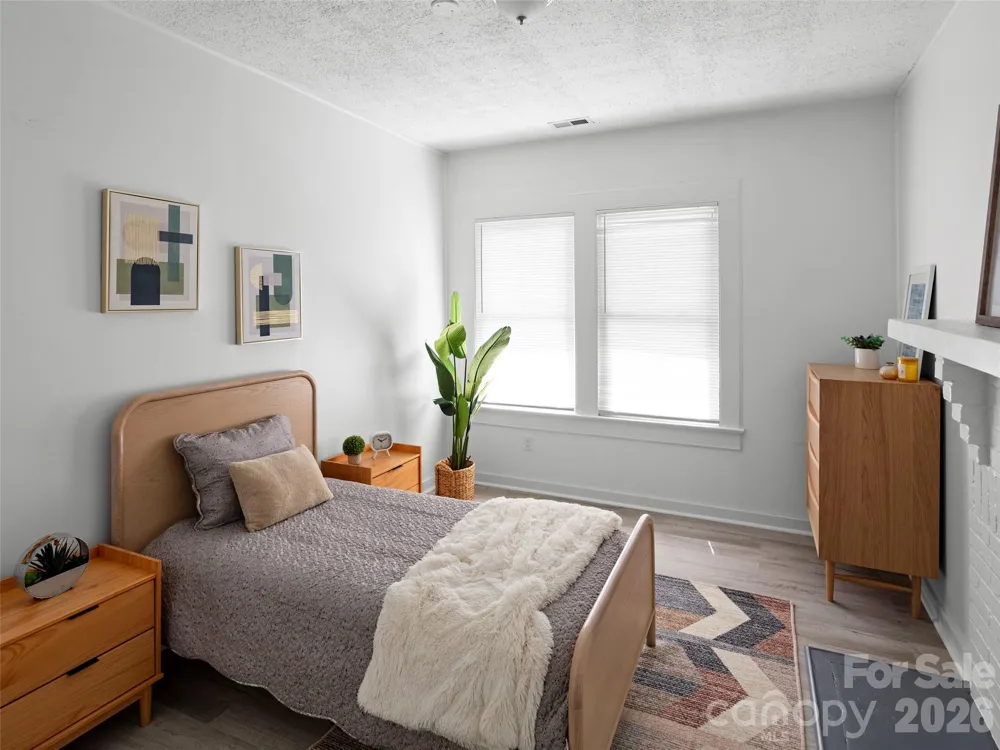 122 Edwards Avenue Swannanoa, NC 28778