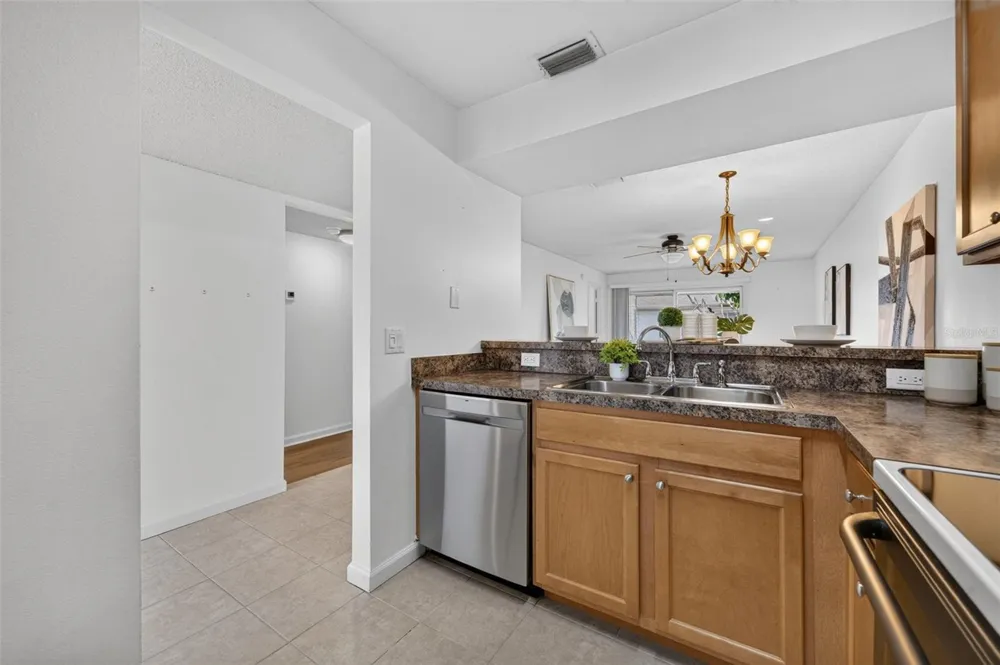 3004 PLAZA TERRACE DRIVE #3004 Orlando, FL 32803