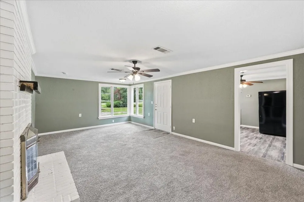985 Hwy 12 E Deweyville, TX 77632