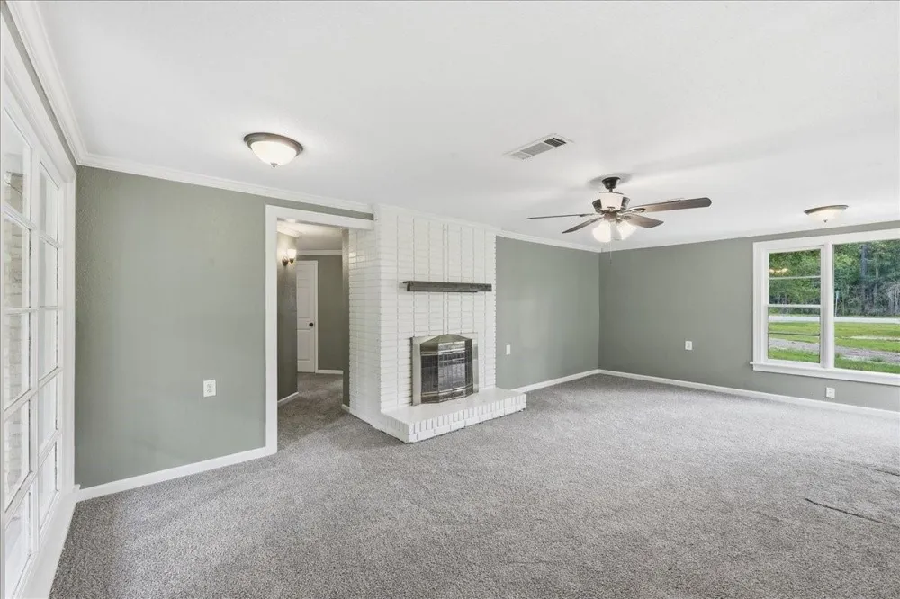 985 Hwy 12 E Deweyville, TX 77632
