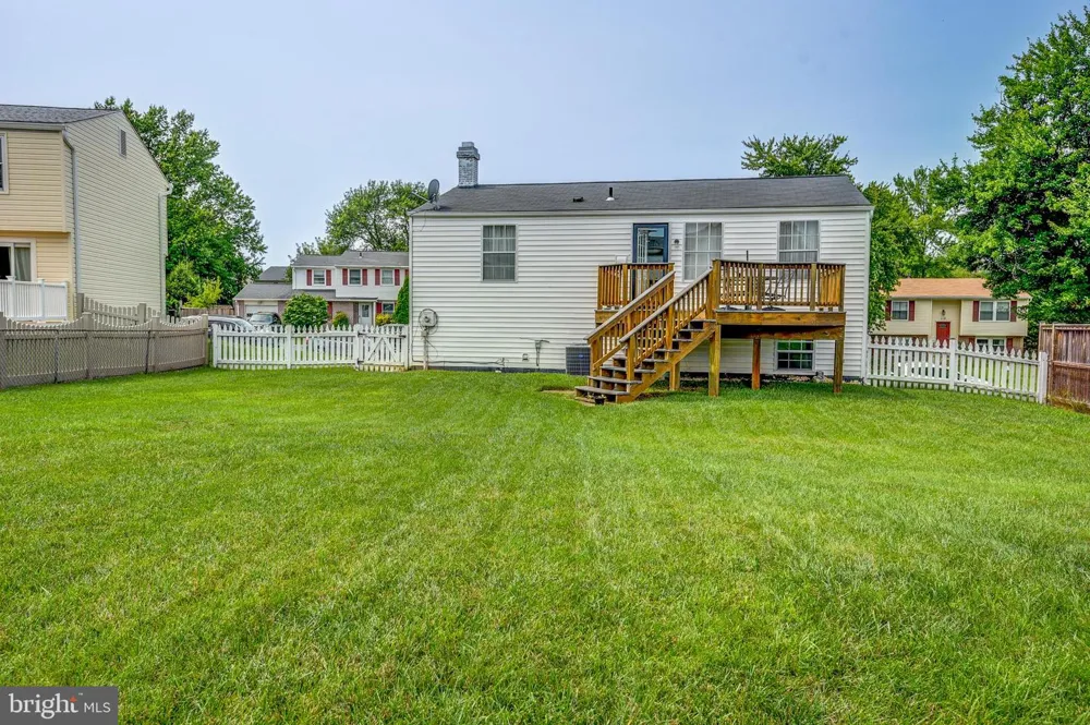 110 GARFIELD ROAD Sterling, VA 20164