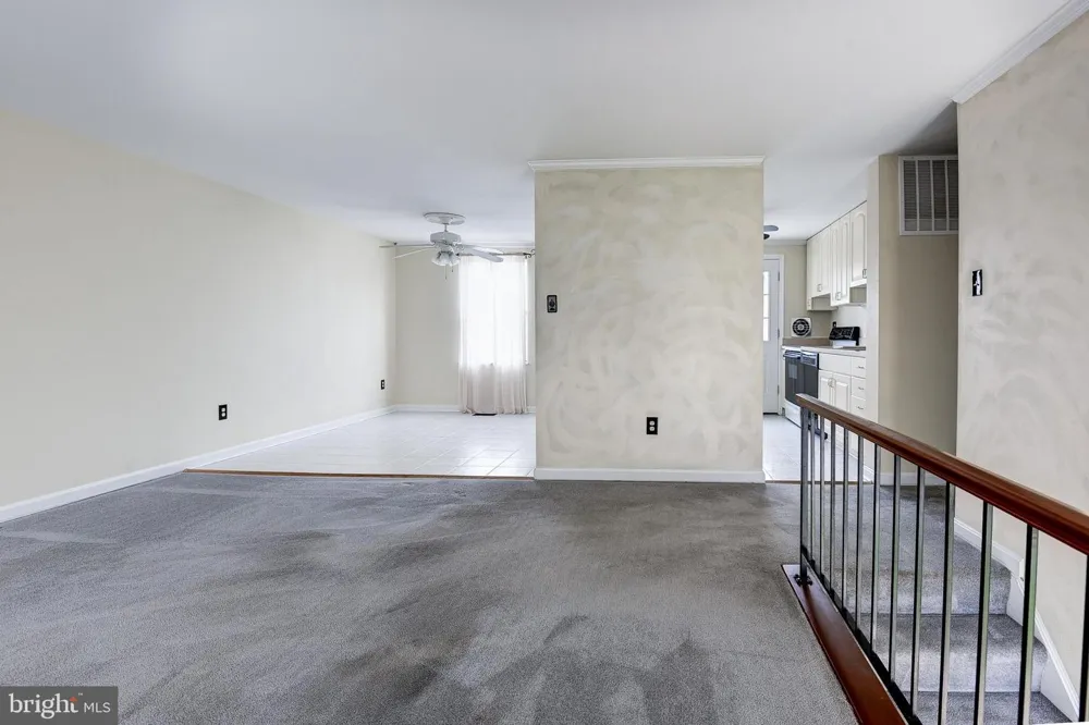 110 GARFIELD ROAD Sterling, VA 20164