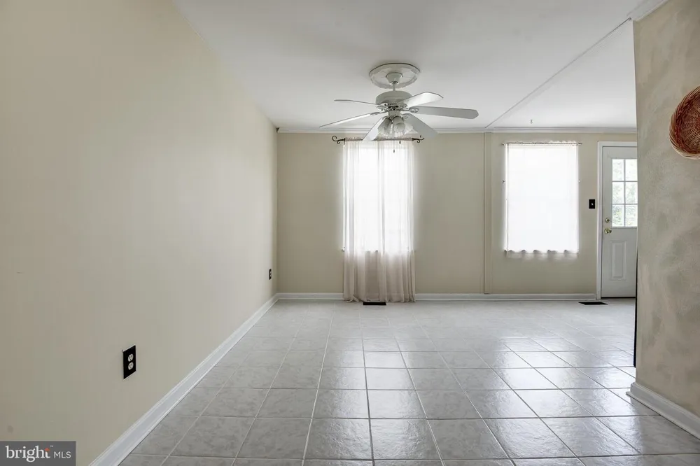 110 GARFIELD ROAD Sterling, VA 20164