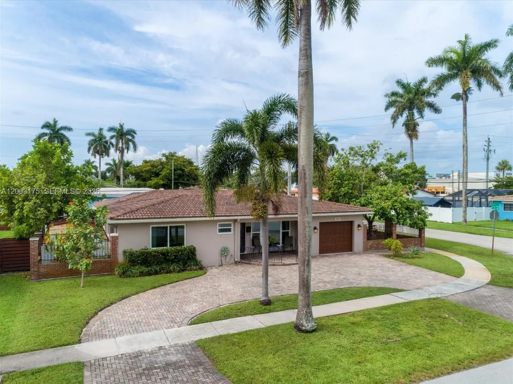 3134 Pierce St Hollywood, FL 33021
