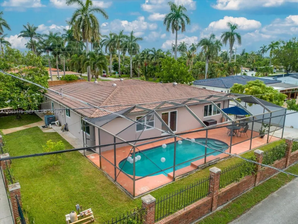 3134 Pierce St Hollywood, FL 33021