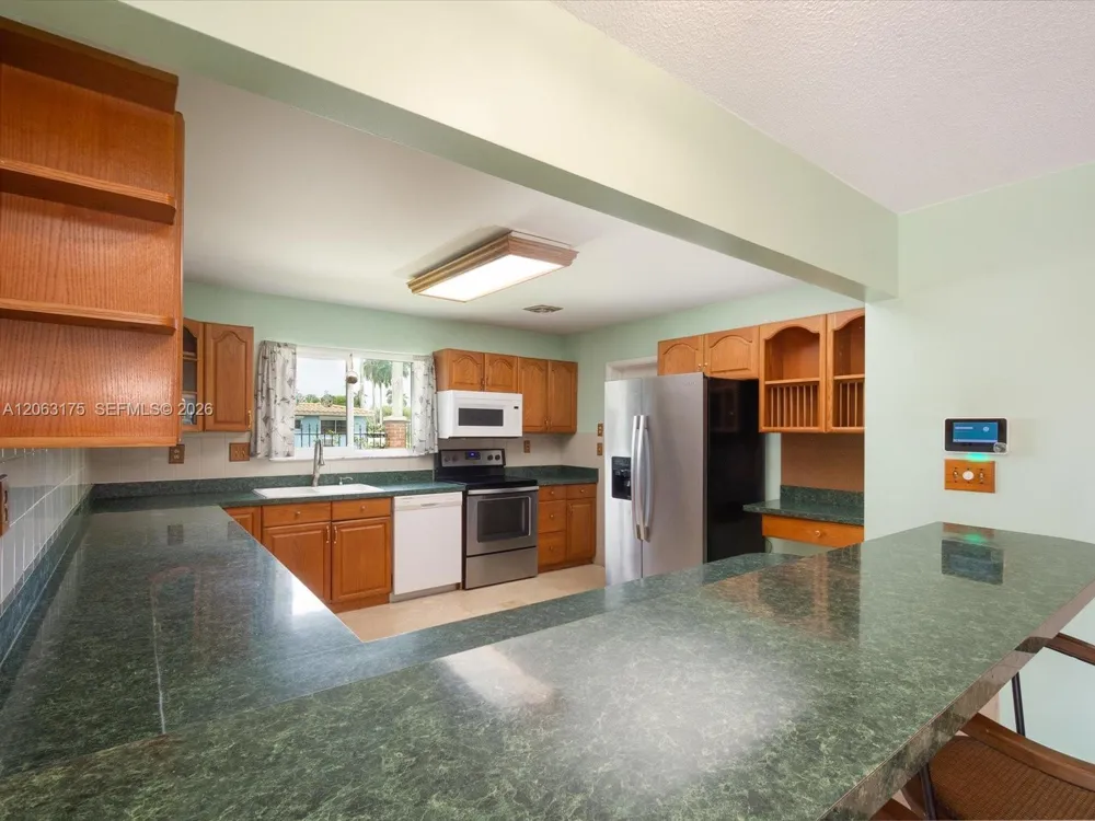 3134 Pierce St Hollywood, FL 33021