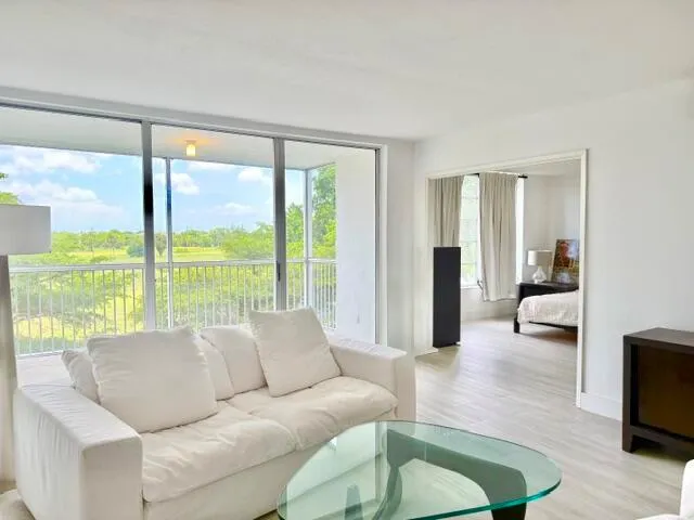 3080 Course Drive #407 Pompano Beach, FL 33069