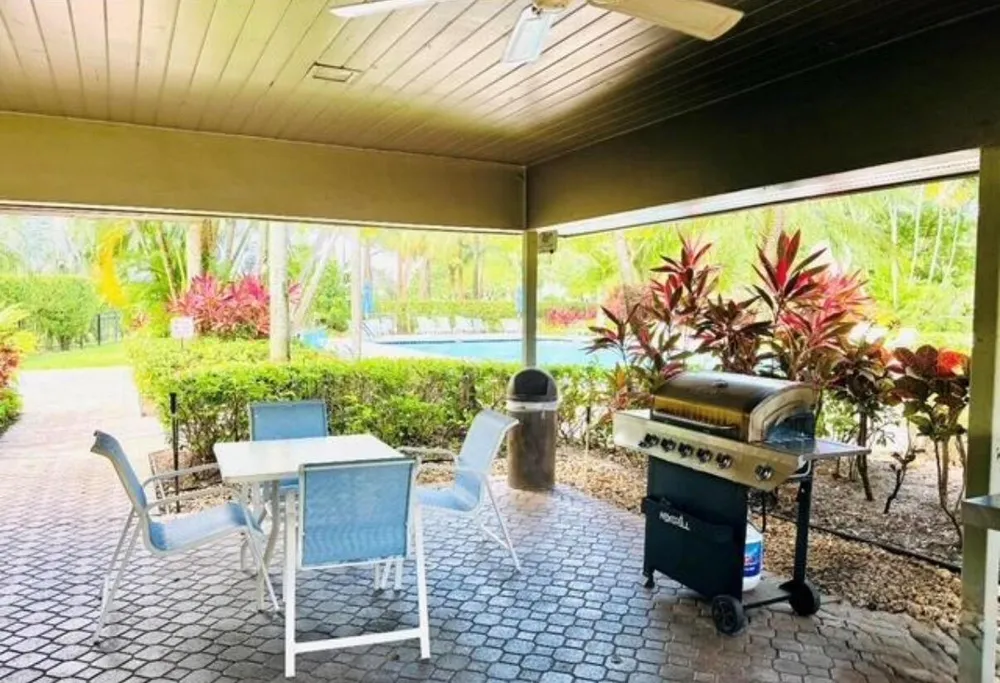 3080 Course Drive #407 Pompano Beach, FL 33069