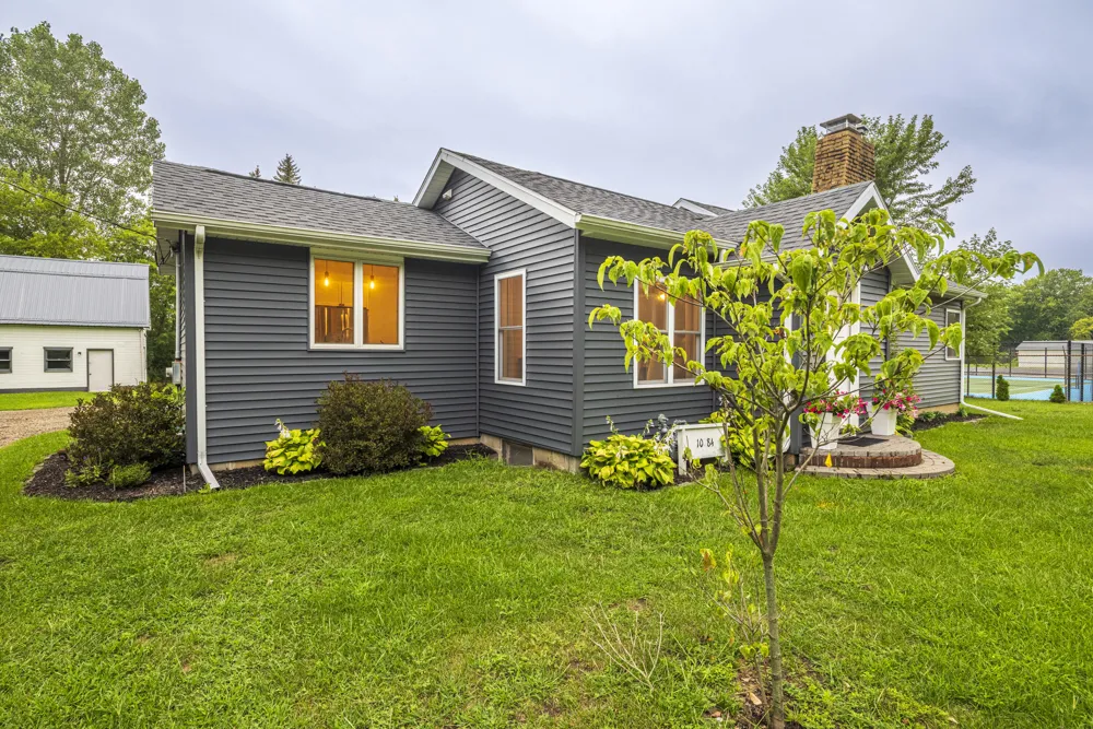 10084 Gast Road Bridgman, MI 49106