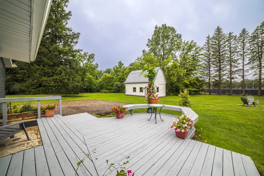10084 Gast Road Bridgman, MI 49106