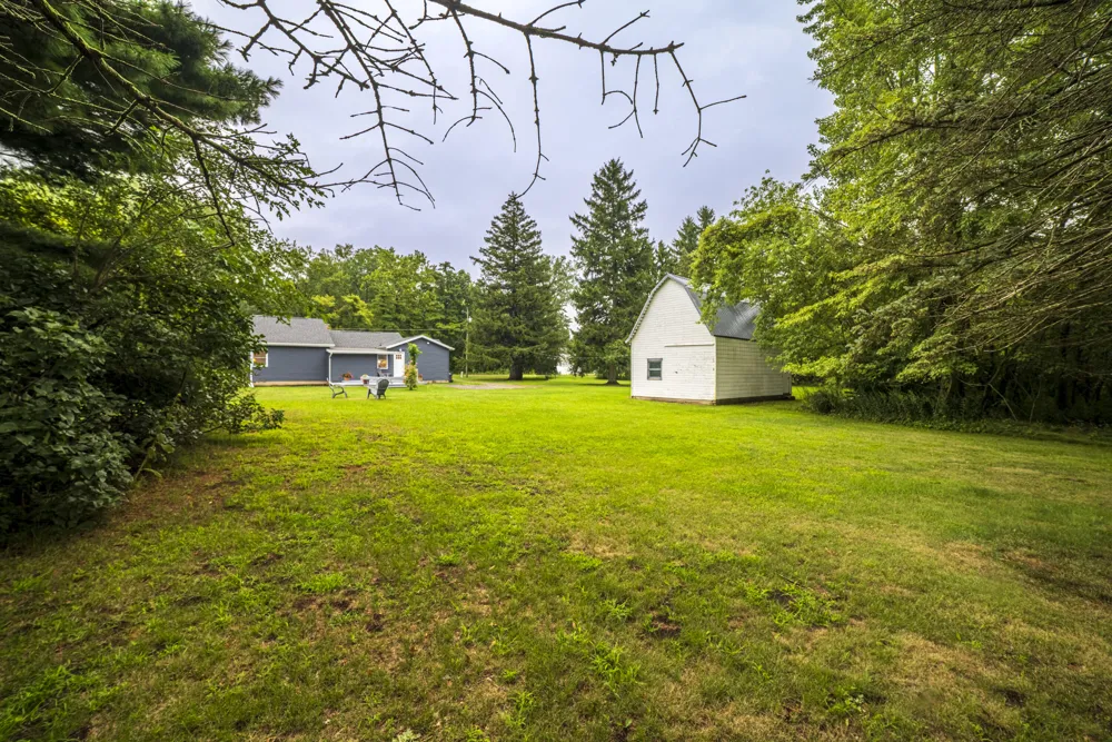 10084 Gast Road Bridgman, MI 49106