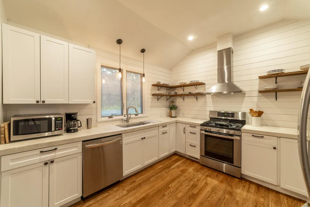 10084 Gast Road Bridgman, MI 49106