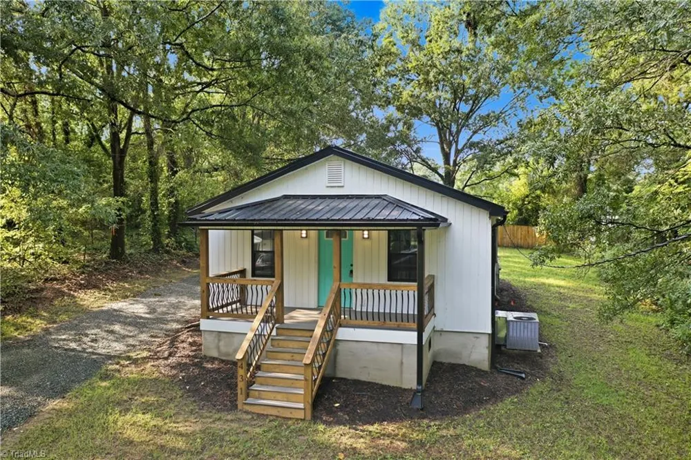 431 Dudley Street Burlington, NC 27217