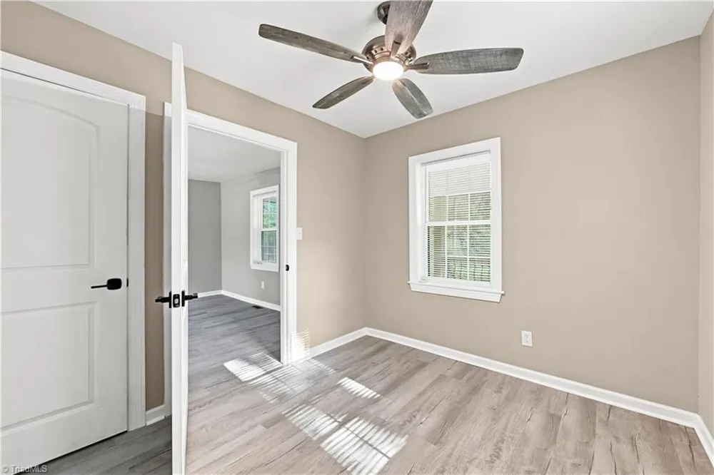 431 Dudley Street Burlington, NC 27217