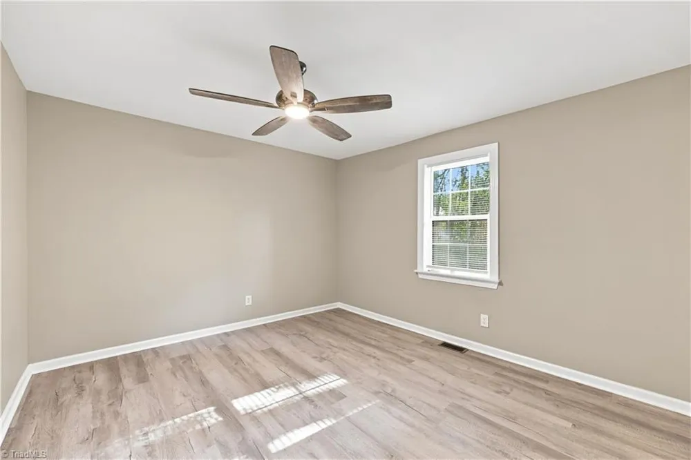 431 Dudley Street Burlington, NC 27217