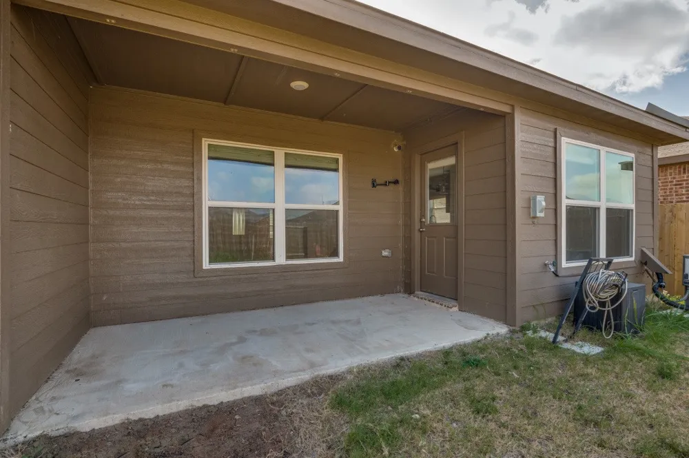 305 Shaw Creek Boulevard Ferris, TX 75125