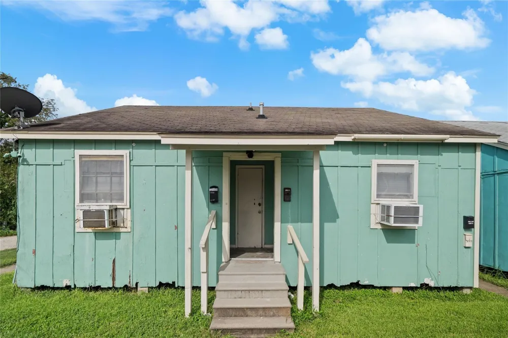 311 9th Street Texas City, TX 77590