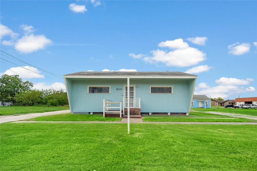 311 9th Street Texas City, TX 77590