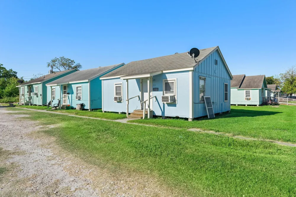 311 9th Street Texas City, TX 77590