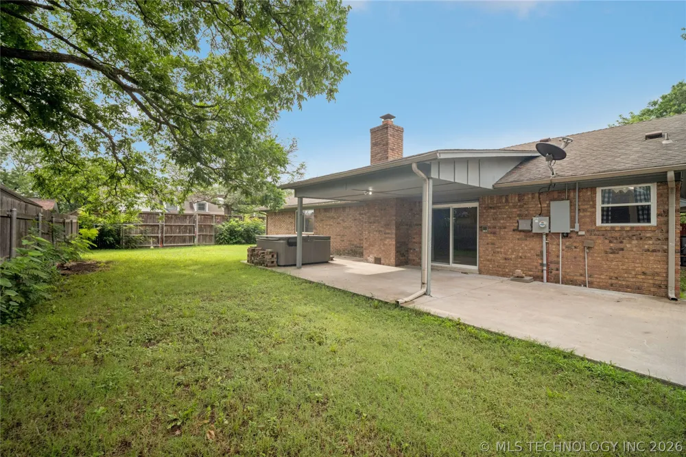 2208 W Louisville Street Broken Arrow, OK 74012
