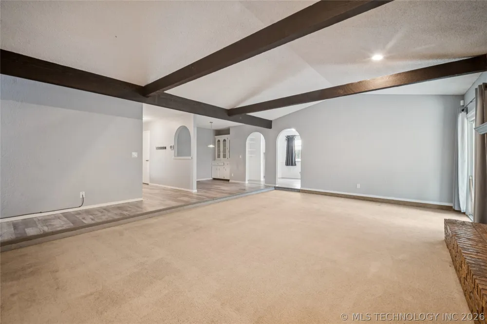 2208 W Louisville Street Broken Arrow, OK 74012