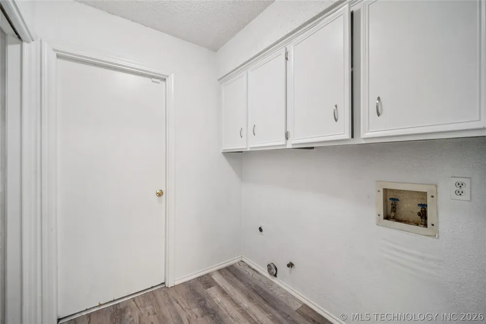 2208 W Louisville Street Broken Arrow, OK 74012