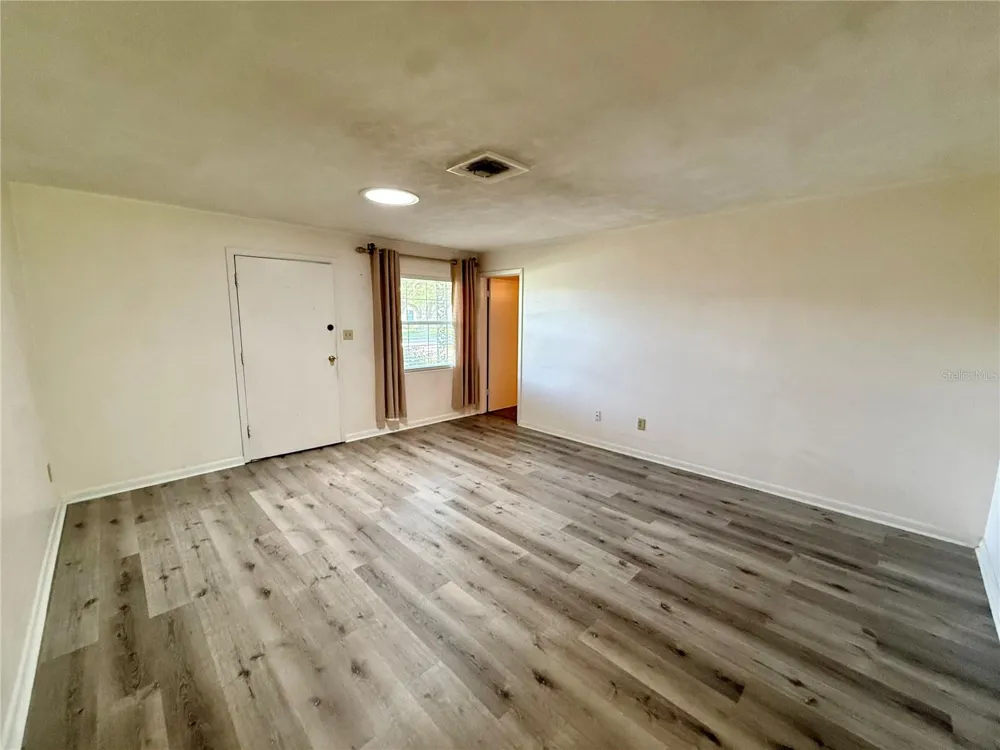 4332 BLONIGEN AVENUE Orlando, FL 32812