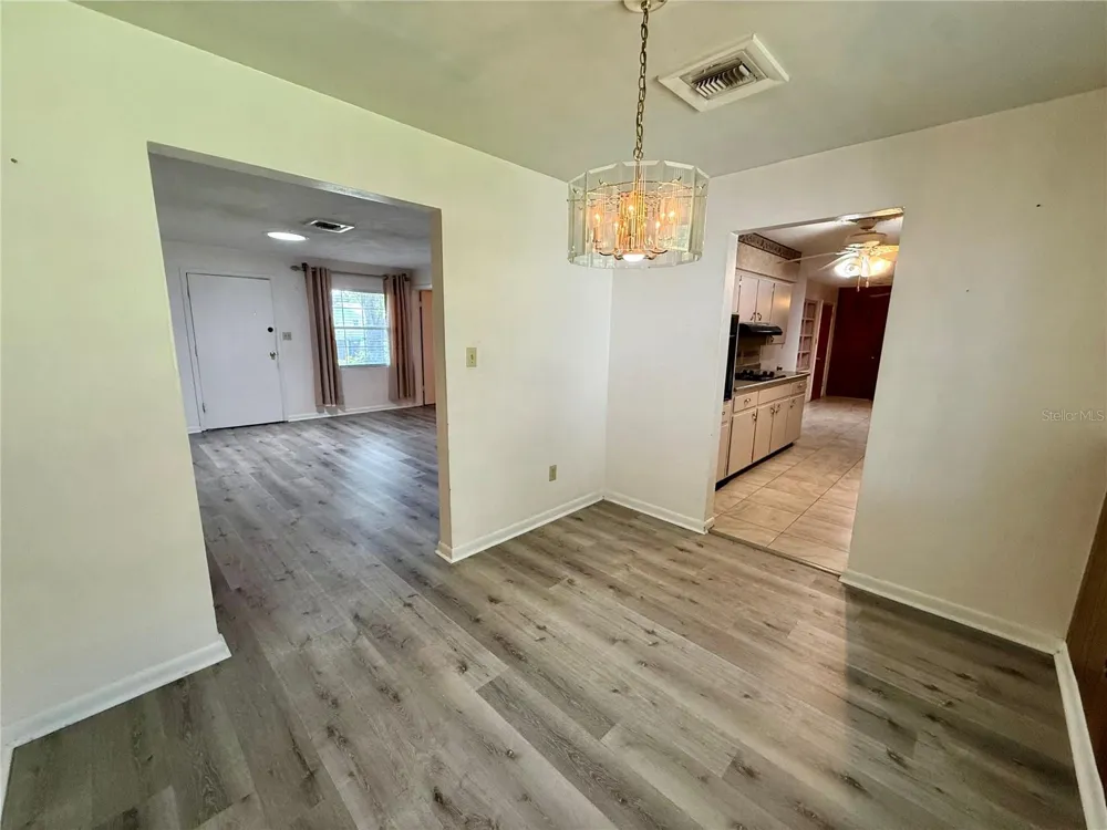 4332 BLONIGEN AVENUE Orlando, FL 32812