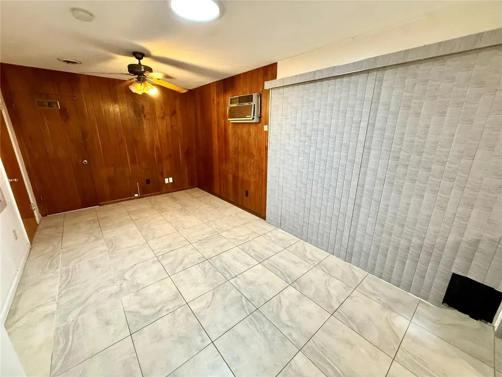 4332 BLONIGEN AVENUE Orlando, FL 32812