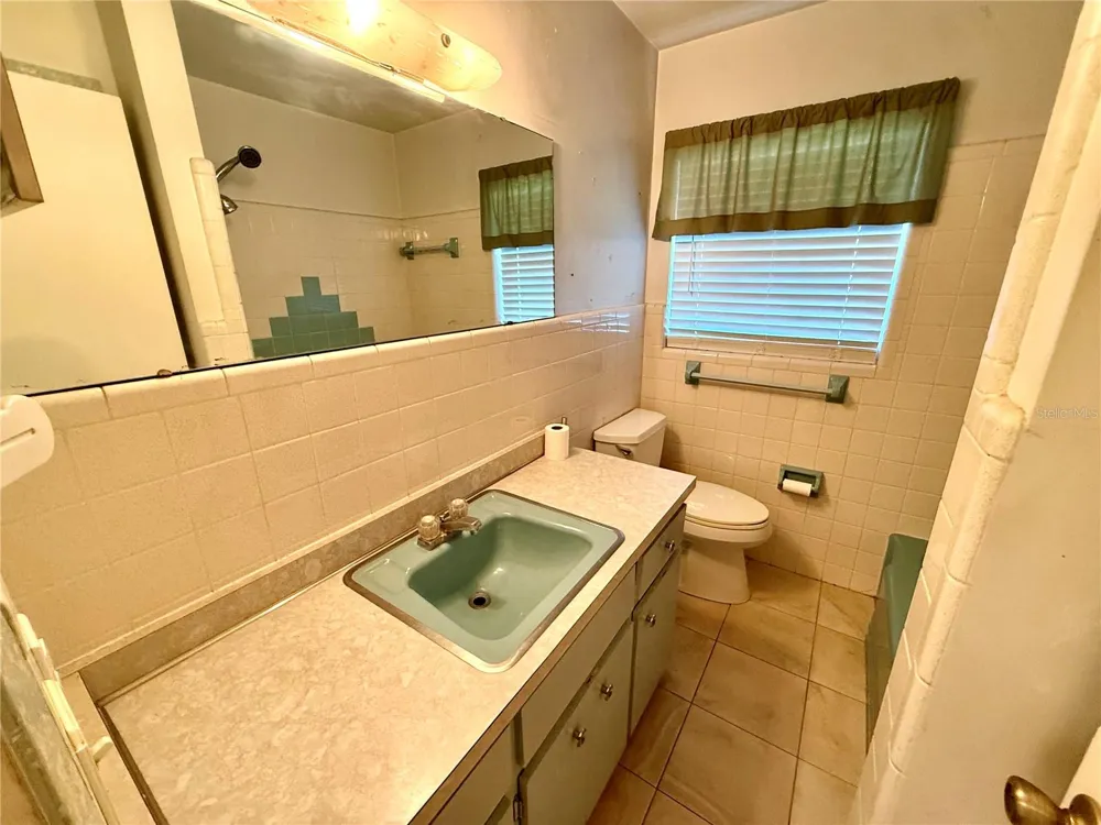 4332 BLONIGEN AVENUE Orlando, FL 32812