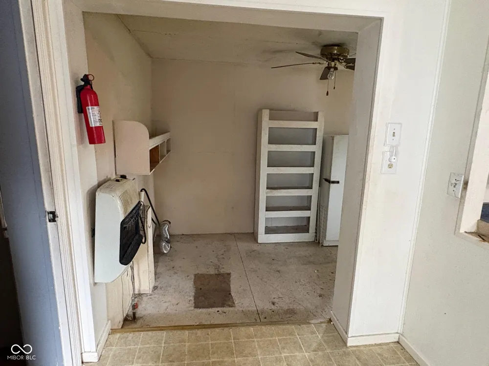 808 Washington Street Clay City, IN 47841