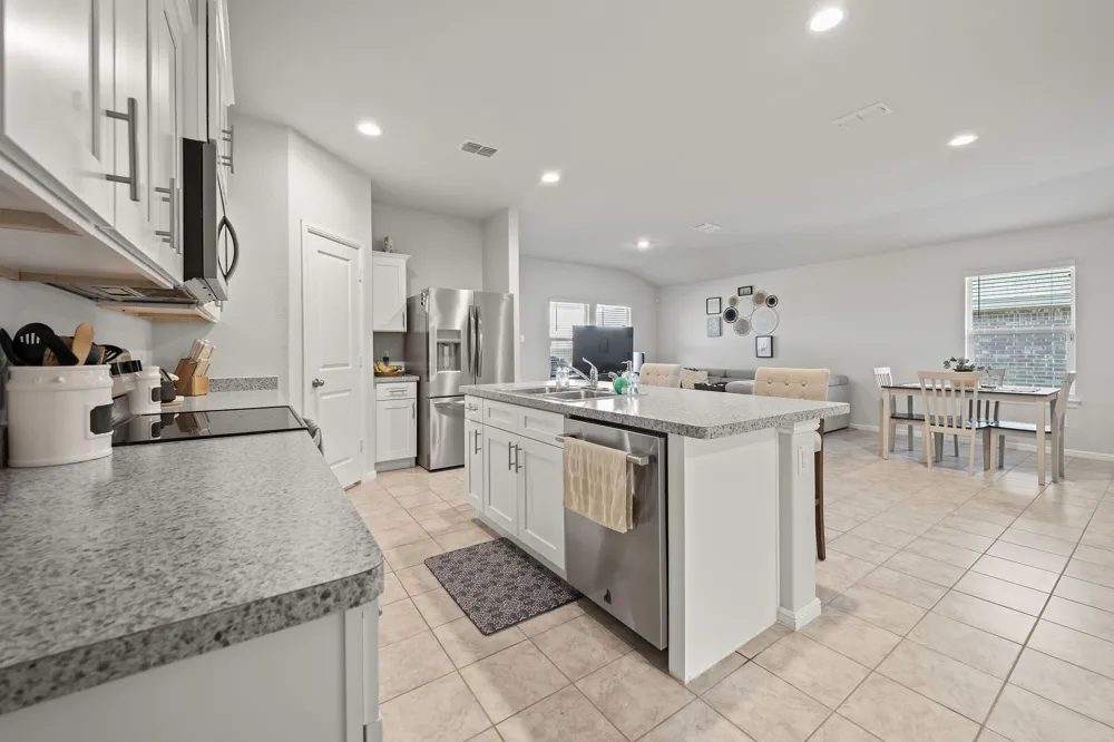 204 Asheville Street Azle, TX 76020