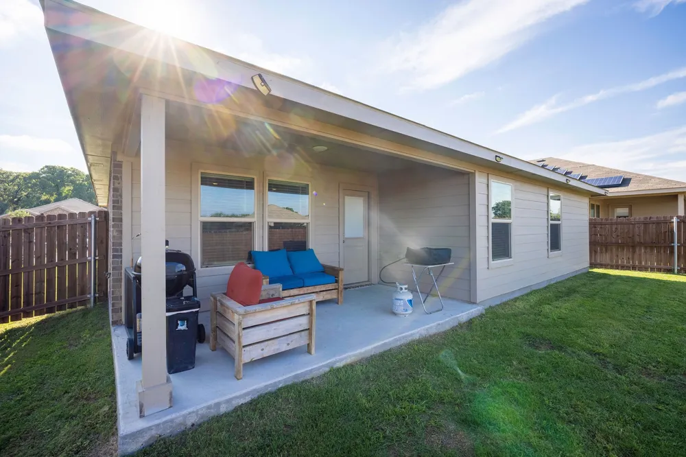 204 Asheville Street Azle, TX 76020