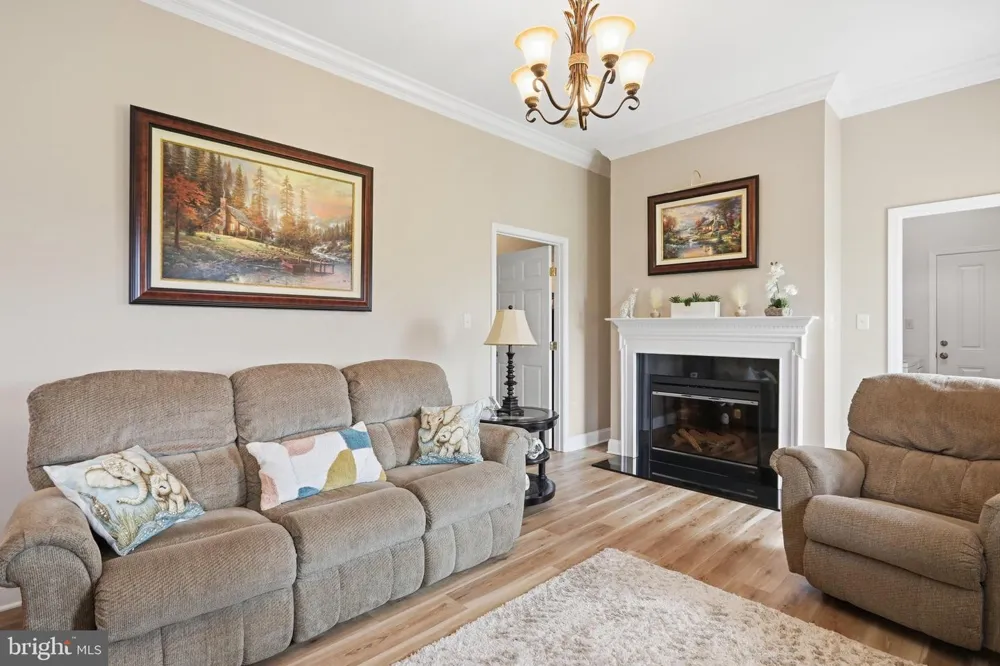 211 MARPLE ROAD Winchester, VA 22603