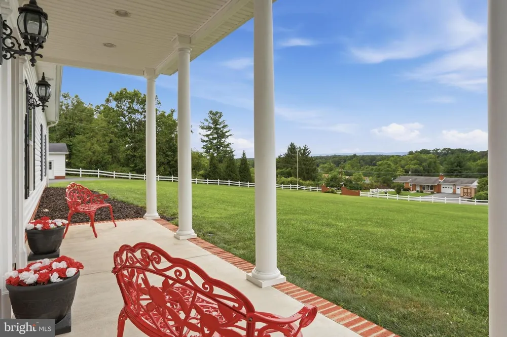 211 MARPLE ROAD Winchester, VA 22603
