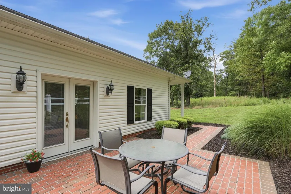 211 MARPLE ROAD Winchester, VA 22603