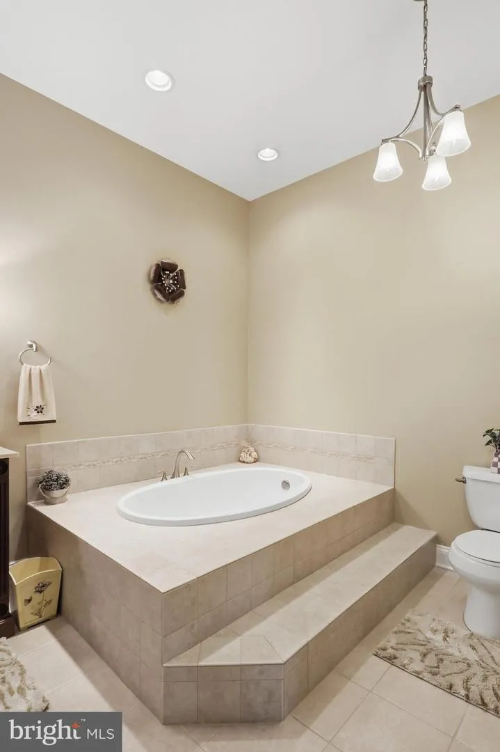 211 MARPLE ROAD Winchester, VA 22603