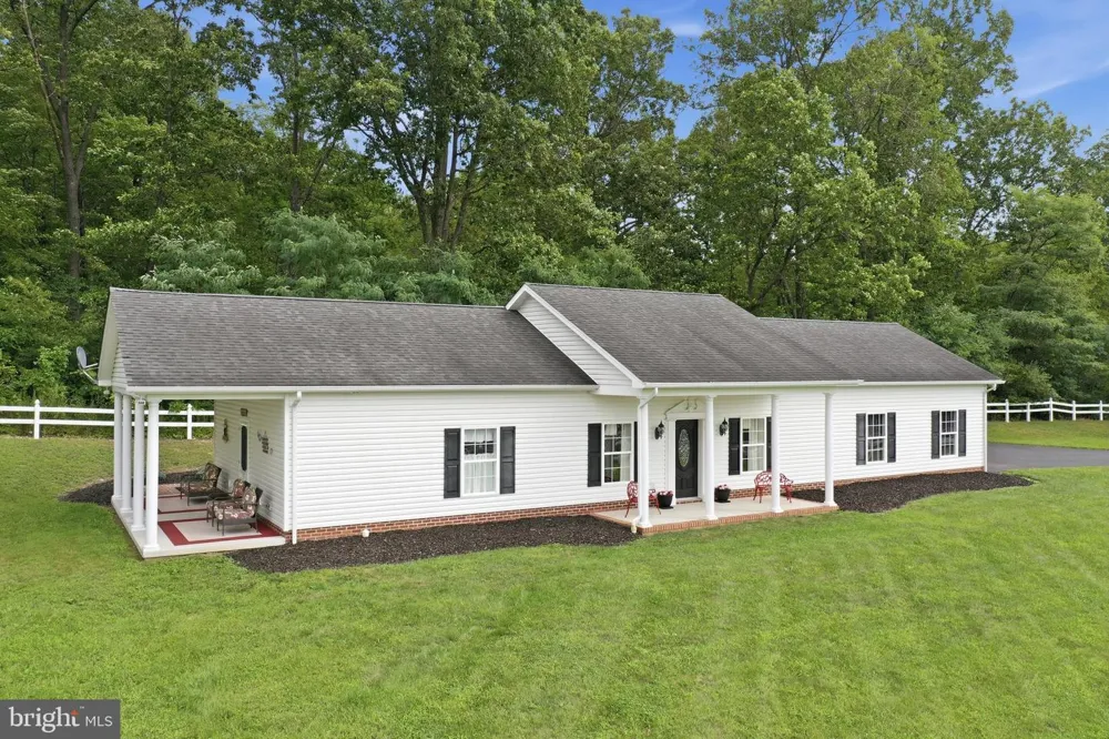 211 MARPLE ROAD Winchester, VA 22603