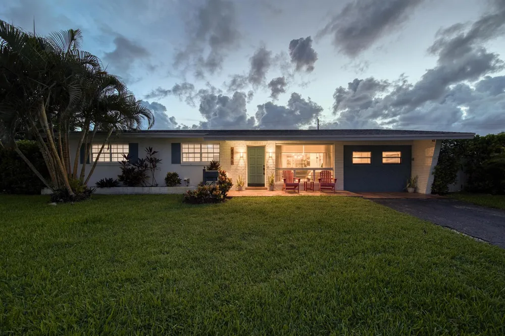 4795 NE 18TH AVENUE Oakland Park, FL 33334