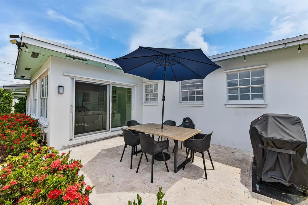 4795 NE 18TH AVENUE Oakland Park, FL 33334