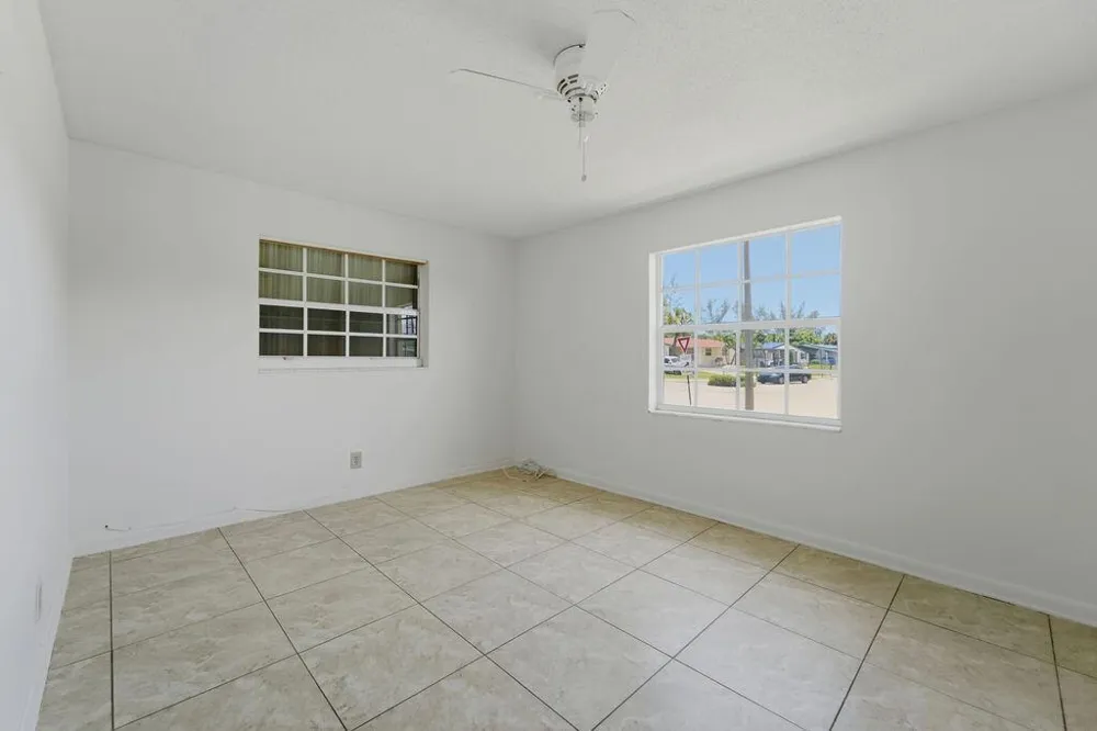 1500 W 13TH STREET W Riviera Beach, FL 33404