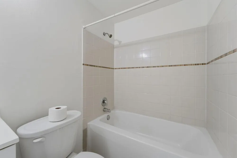 1500 W 13TH STREET W Riviera Beach, FL 33404