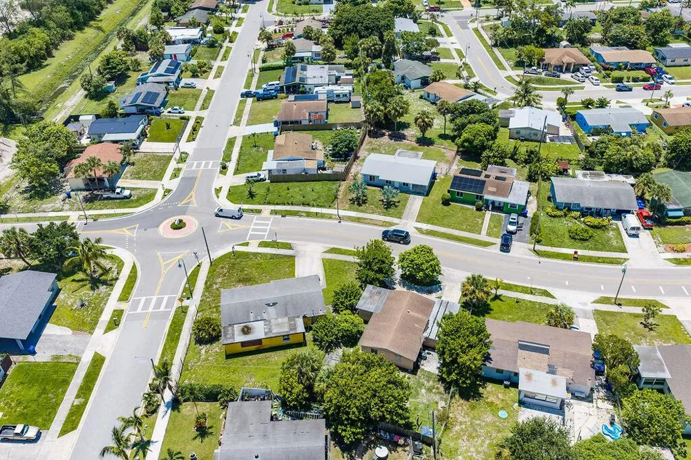 1500 W 13TH STREET W Riviera Beach, FL 33404