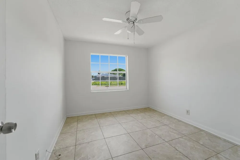 1500 W 13TH STREET W Riviera Beach, FL 33404