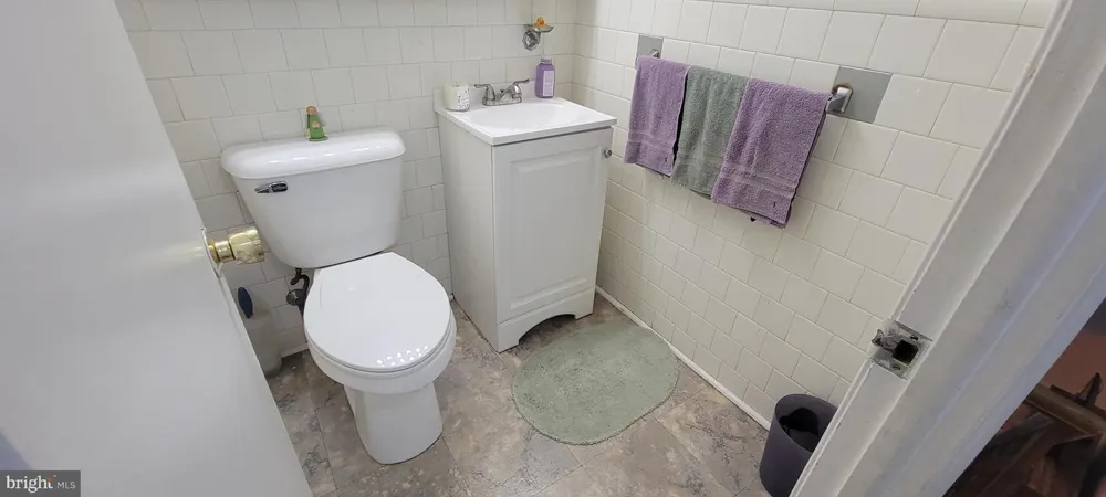 1235 STANWOOD STREET Philadelphia, PA 19111