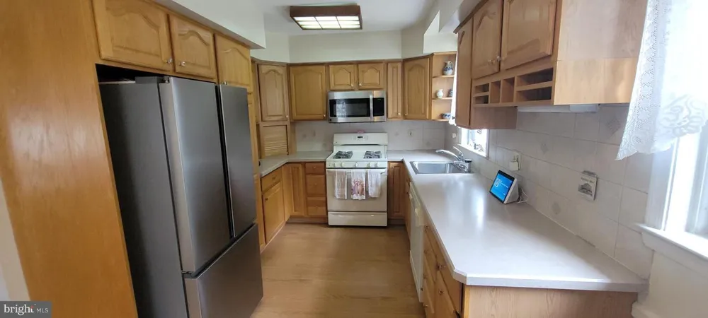 1235 STANWOOD STREET Philadelphia, PA 19111
